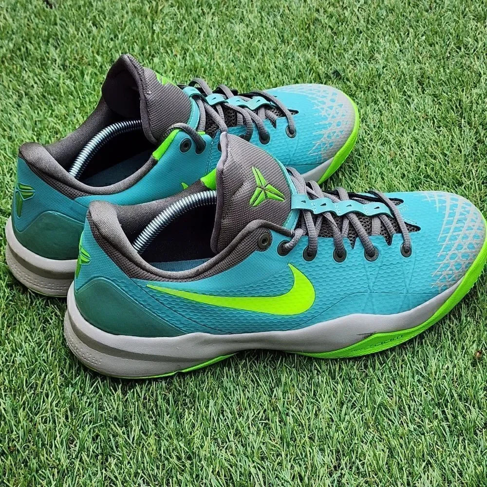 NIKE ZOOM KOBE VENOMENON - Mens Athletic Shoes - SIZE 12